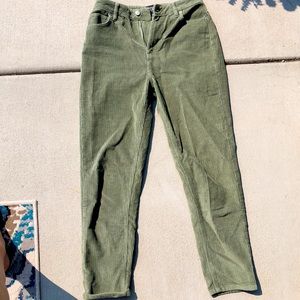 Bdg corduroy pants. Sage green, size 28